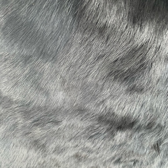 Black real fur unfinished for custom use - Picture 2 of 3